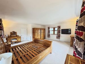 Photo 6- click for photo gallery